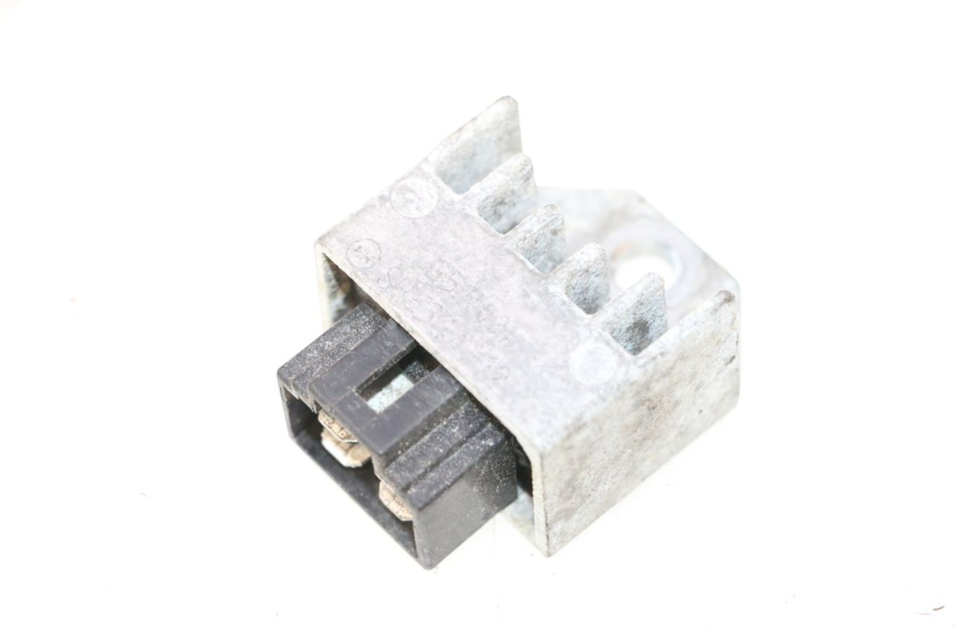 photo de REGULADOR DE CARGA PEUGEOT LUDIX ONE 50 (2004 - 2006) - Vista principal