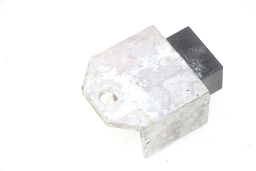 photo de REGULADOR DE CARGA PEUGEOT LUDIX ONE 50 (2004 - 2006) - Zoom do estado de desgaste