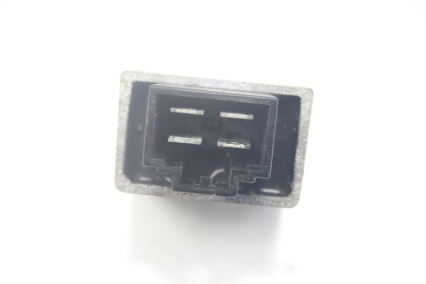 photo de REGULADOR DE CARGA PEUGEOT LUDIX SNAKE 2T 50 (2004 - 2014) - Zoom do estado de desgaste