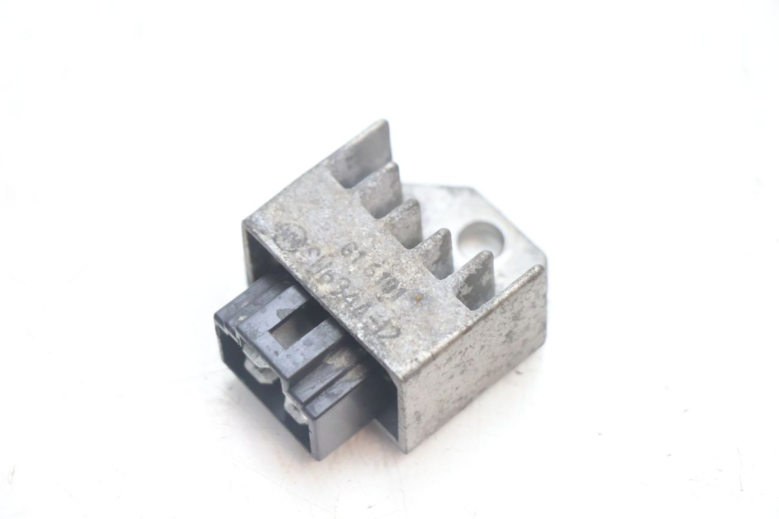 photo de REGULADOR DE CARGA PEUGEOT LUDIX SNAKE 2T 50 (2004 - 2014) - Vista principal