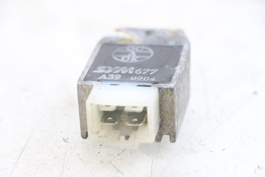 photo de REGULADOR DE CARGA SYM MIO 50 (2005 - 2010) - Detalhe da peça