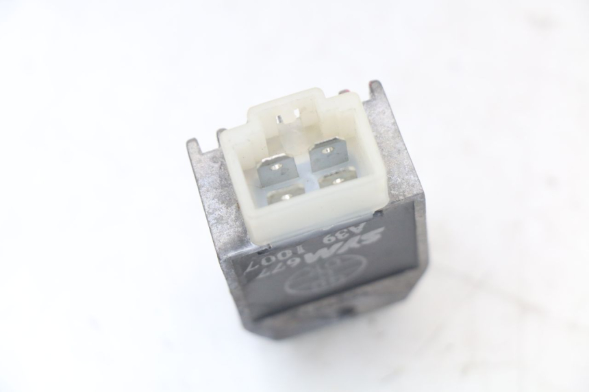 photo de REGULADOR DE CARGA SYM MIO 50 (2011 - 2017) - Zoom do estado de desgaste
