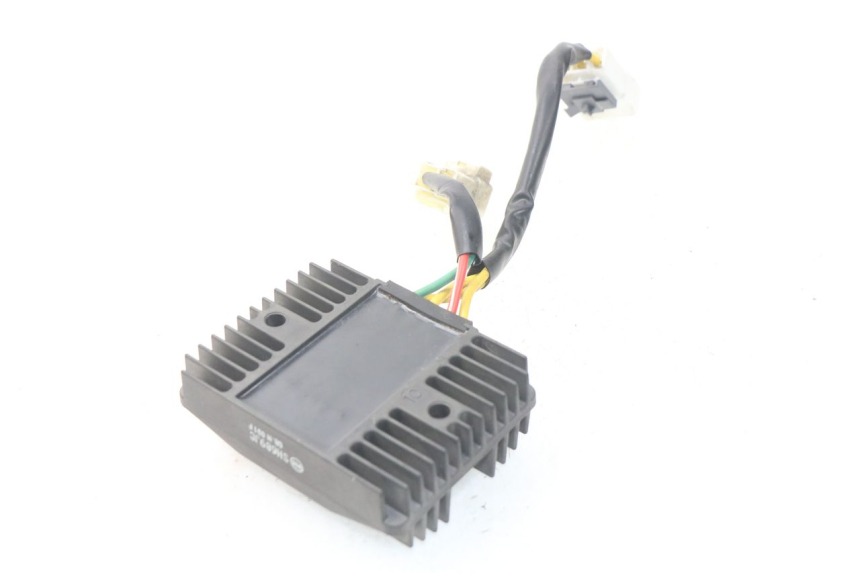 photo de REGULADOR DE CARGA PIAGGIO MP3 HPE 500 (2019 - 2022) - Zoom do estado de desgaste