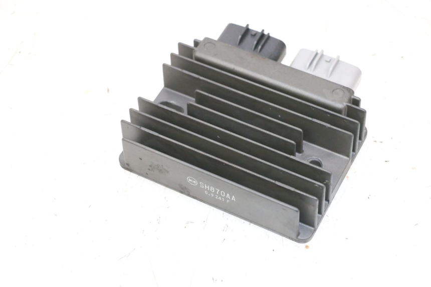 photo de REGULADOR DE CARGA PIAGGIO MP3 HPE 300 (2019 - 2026) - Ampliação técnica
