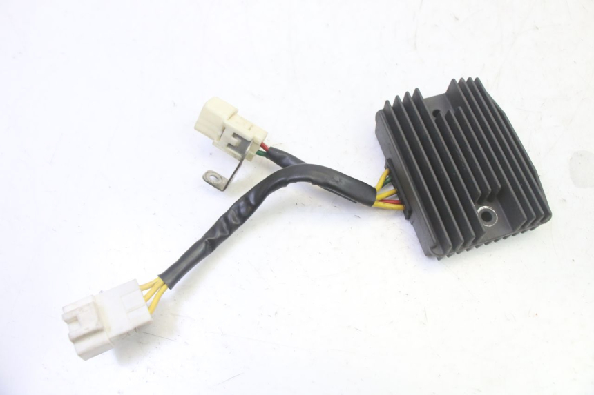 photo de REGULADOR DE CARGA PIAGGIO MP3 LT 300 (2010 - 2016) - Detalhe da peça