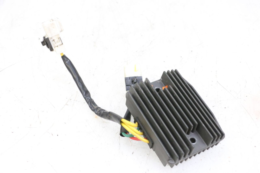 photo de REGULADOR DE CARGA PIAGGIO MP3 500 (2014 - 2017) - Peça verificada