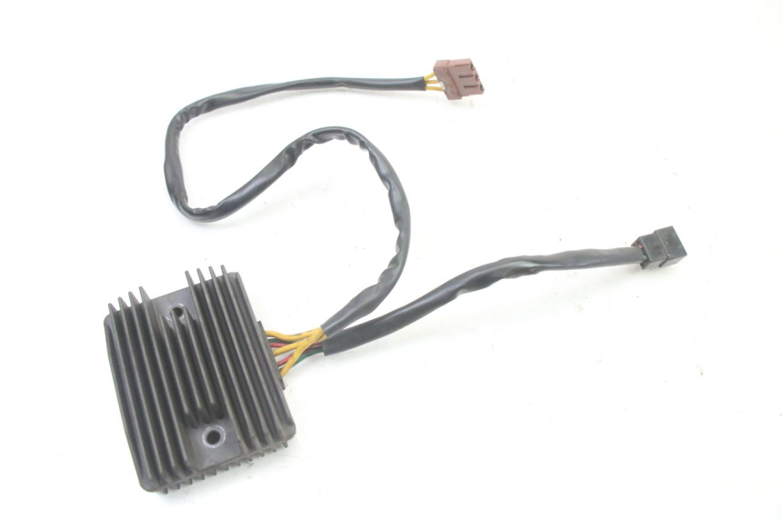 photo de REGULADOR DE CARGA PIAGGIO MP3 500 (2011 - 2015) - Vista principal