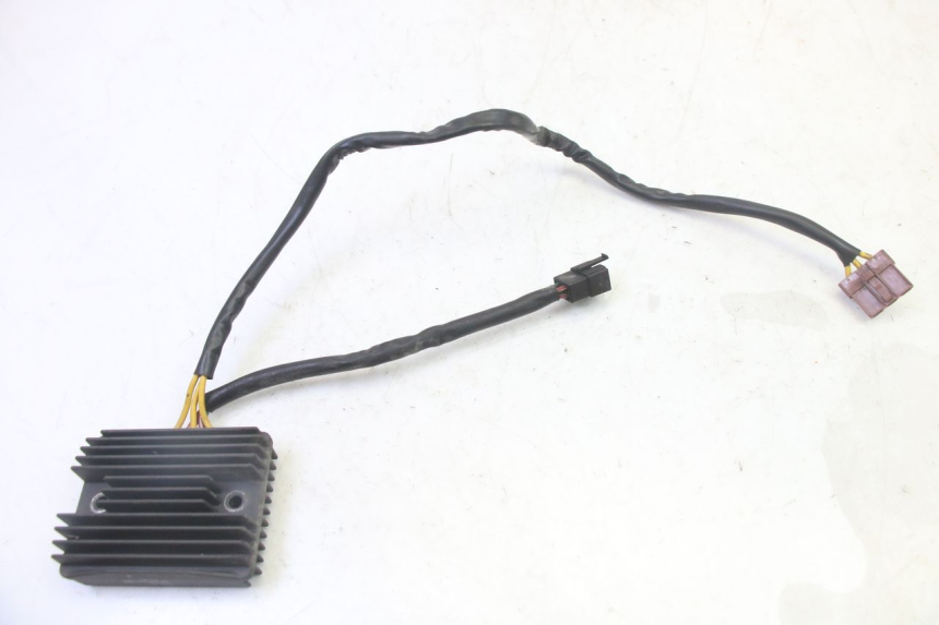 photo de REGULADOR DE CARGA PIAGGIO MP3 500 (2011 - 2015) - Vista principal