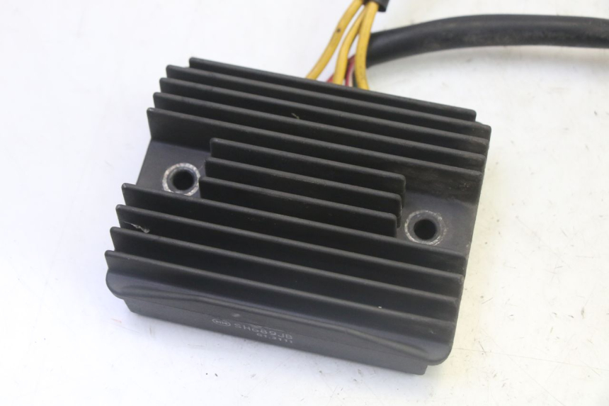 photo de REGULADOR DE CARGA PIAGGIO MP3 500 (2011 - 2015) - Zoom do estado de desgaste