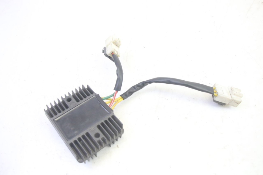 photo de REGULADOR DE CARGA PIAGGIO MP3 500 (2016 - 2018) - Ampliação técnica