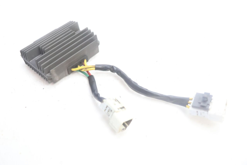 photo de REGULADOR DE CARGA PIAGGIO MP3 500 (2016 - 2018) - Zoom do estado de desgaste