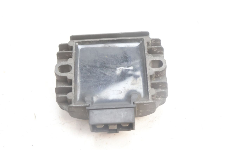 photo de REGULADOR DE CARGA PIAGGIO MP3 125 (2006 - 2014) - Detalhe da peça