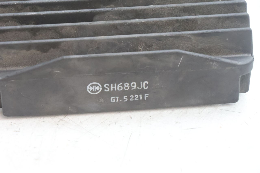 photo de REGULADOR DE CARGA PIAGGIO MP3 500 (2016 - 2018) - Zoom do estado de desgaste