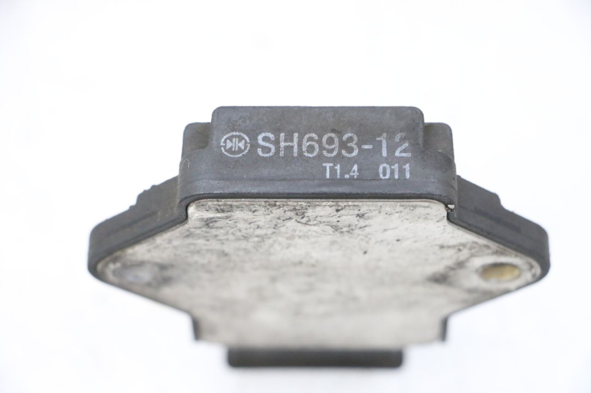 photo de REGULADOR DE CARGA HONDA NSR R 125 (1994 - 2003) - Detalhe da peça