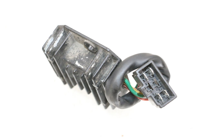 photo de REGULADOR DE CARGA SYM ORBIT III 3 4T 50 (2018 - 2021) - Zoom do estado de desgaste