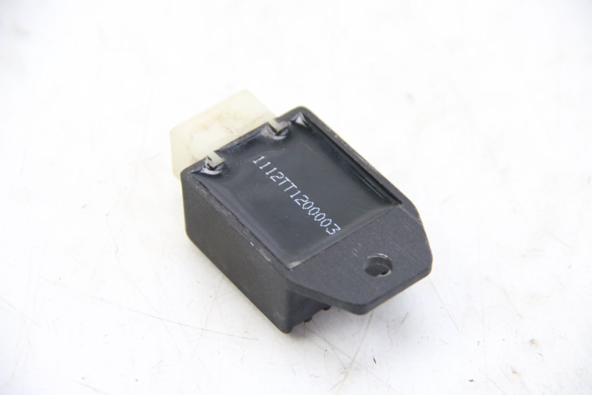 photo de REGULADOR DE CARGA TNT MOTOR OTTO 2T 50 (2012 - 2018) - Ampliação técnica