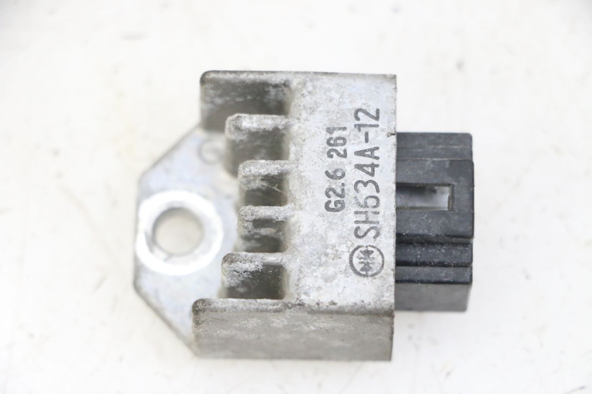 photo de REGULADOR DE CARGA PEUGEOT CITYSTAR 50 (2013 - 2017) - Zoom do estado de desgaste