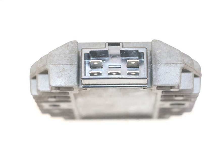 photo de REGULADOR DE CARGA PEUGEOT ELYSTAR 125 (2002 - 2007) - Zoom do estado de desgaste