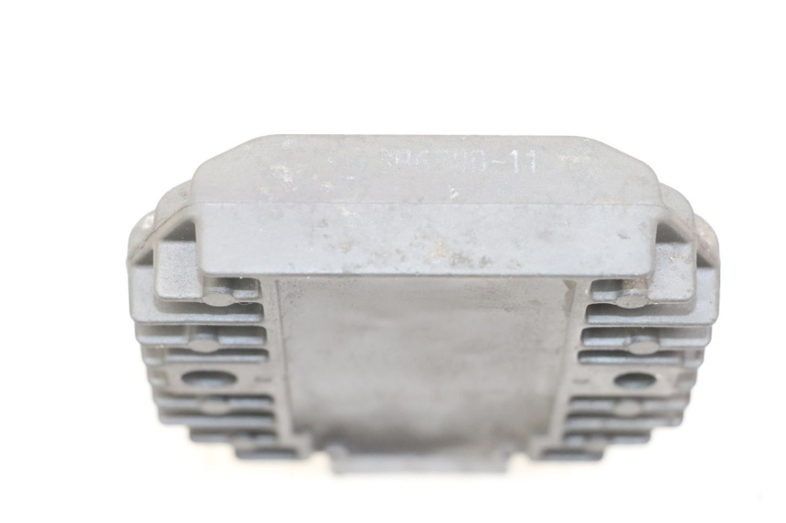 photo de REGULADOR DE CARGA PEUGEOT ELYSTAR 125 (2002 - 2007) - Outro ângulo de visão
