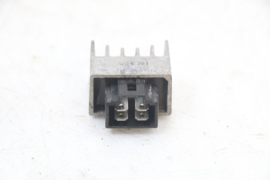 photo de REGULADOR DE CARGA PEUGEOT ELYSTAR 50 (2002 - 2014) - Zoom do estado de desgaste