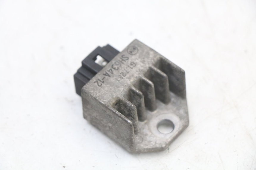 photo de REGULADOR DE CARGA PEUGEOT ELYSTAR 50 (2002 - 2014) - Zoom do estado de desgaste