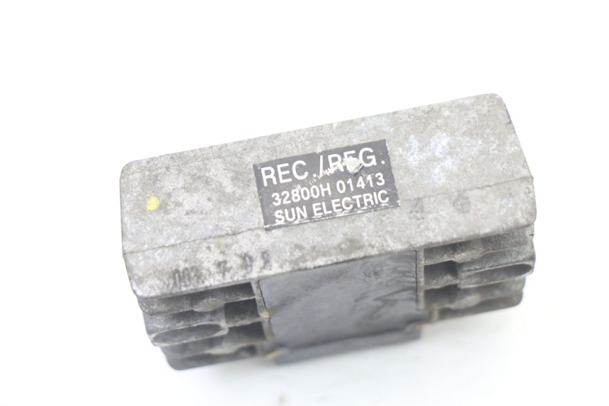 photo de REGULADOR DE CARGA PIAGGIO VESPA GRANTURISMO 125 (2003 - 2007) - Ampliação técnica