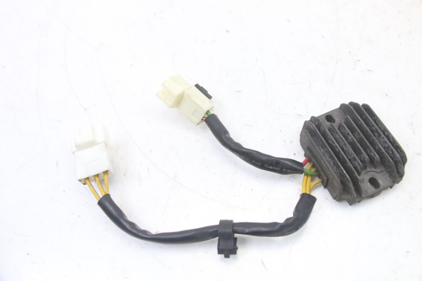 photo de REGULADOR DE CARGA PIAGGIO VESPA LX IE 125 (2010 - 2012) - Detalhe da peça