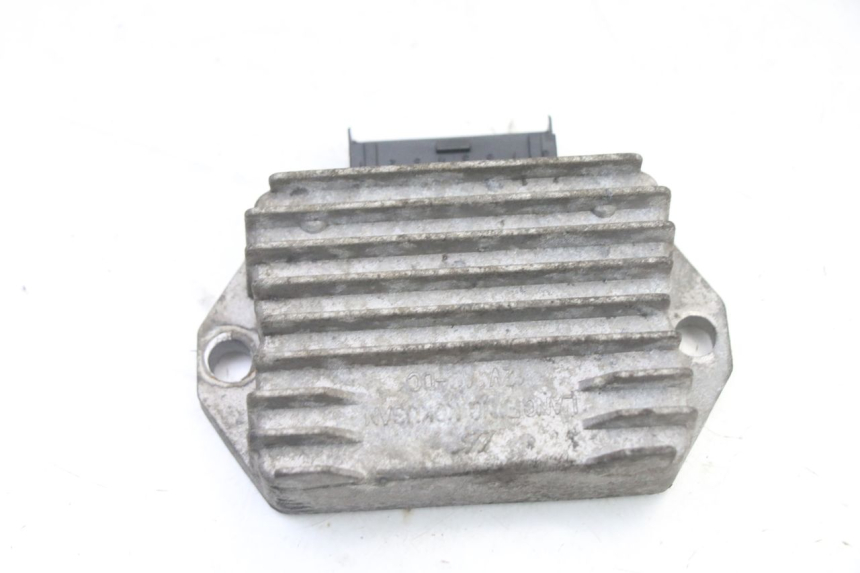 photo de REGULADOR DE CARGA PIAGGIO VESPA S 2T 50 (2007 - 2014) - Detalhe da peça