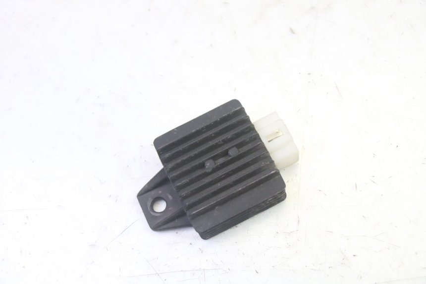 photo de REGULADOR DE CARGA RIDE RACE 2T 50 (2012 - 2017) - Detalhe da peça