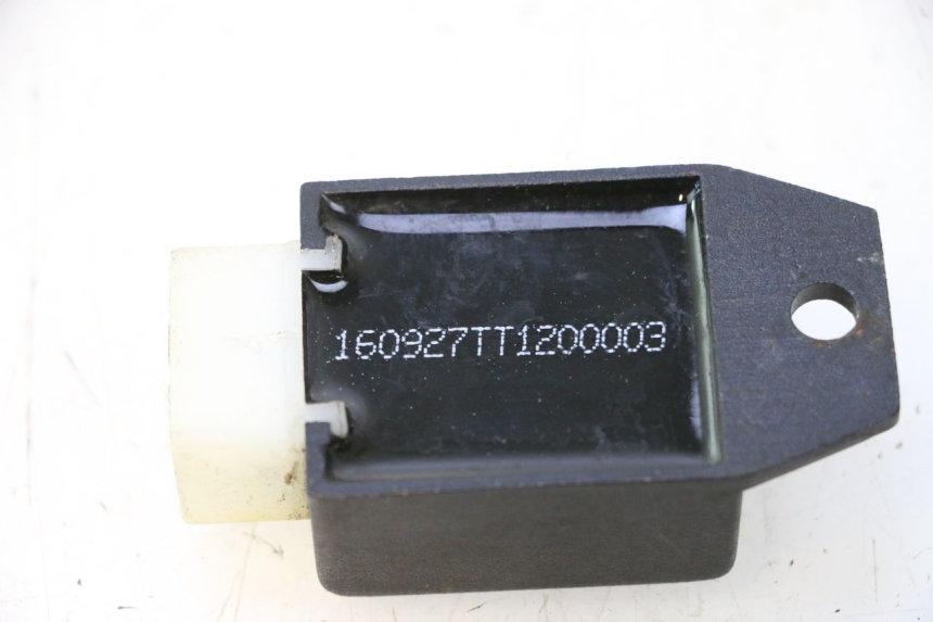 photo de REGULADOR DE CARGA ORCAL RAPTOR 50 (2015 - 2021) - Zoom do estado de desgaste