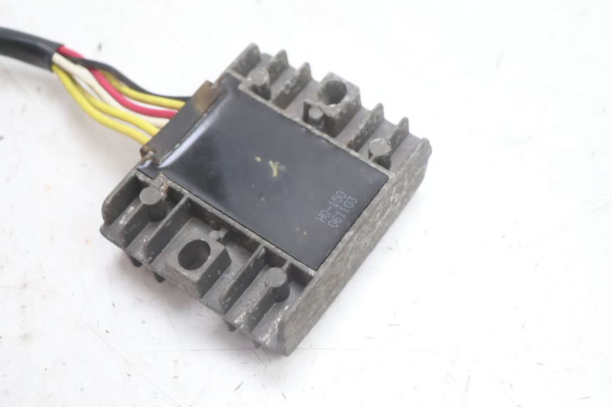 photo de REGULADOR DE CARGA YIYING RETRO 125 (2008 - 2018) - Ampliação técnica
