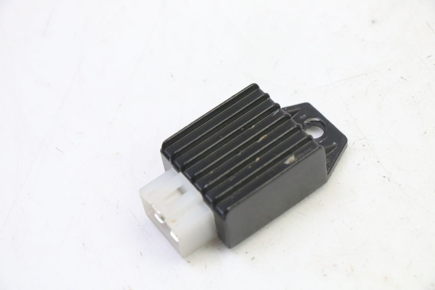 photo de REGULADOR DE CARGA APOLLO RFZ 125 - Vista principal