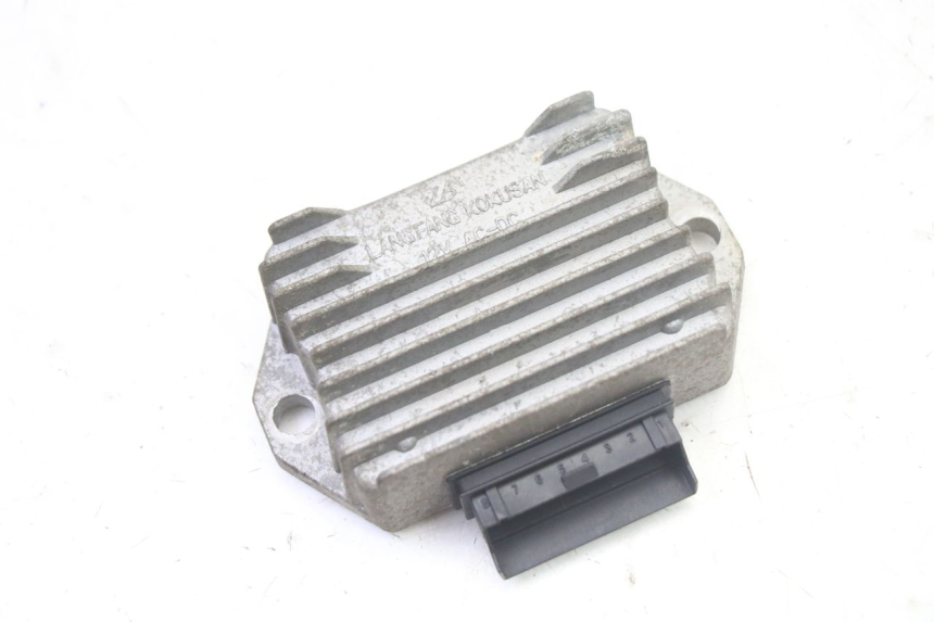photo de REGULADOR DE CARGA GILERA RUNNER SP 50 (2006 - 2008) - Vista principal