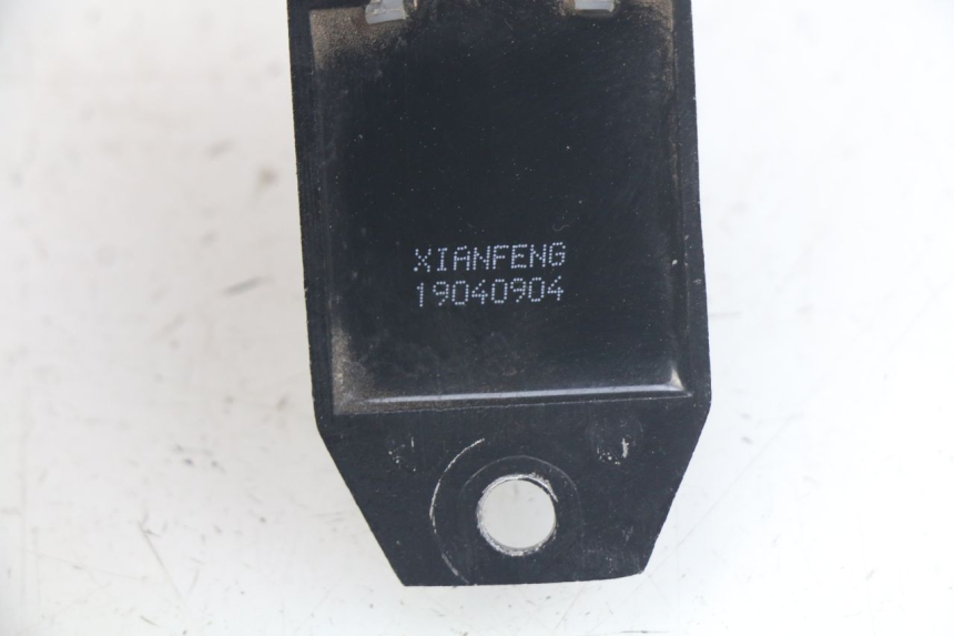 photo de REGULADOR DE CARGA APOLLO RXF 125 - Outro ângulo de visão
