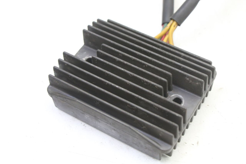 photo de REGULADOR DE CARGA PEUGEOT SATELIS COMPRESSOR K15 125 (2006 - 2009) - Detalhe da peça