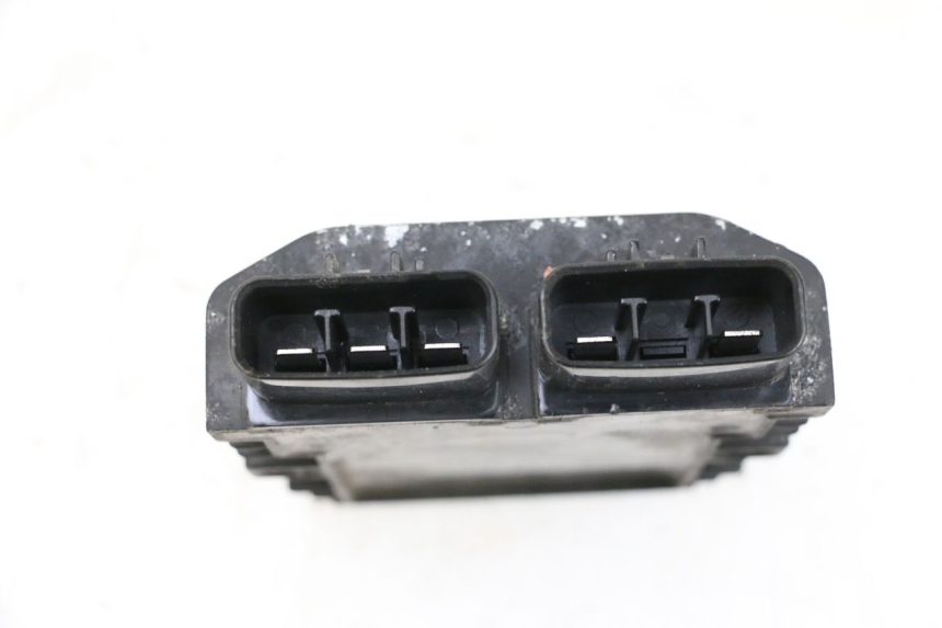 photo de REGULADOR DE CARGA PEUGEOT SATELIS 125 (2013 - 2018) - Outro ângulo de visão