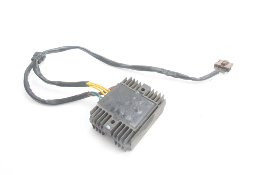photo de REGULADOR DE CARGA PEUGEOT SATELIS 125 (2006 - 2009) - Ampliação técnica