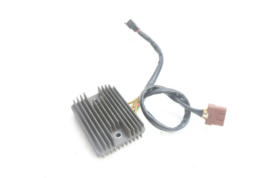 photo de REGULADOR DE CARGA PEUGEOT SATELIS 125 (2006 - 2009) - Vista principal