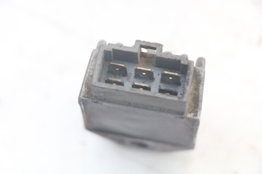 photo de REGULADOR DE CARGA DERBI SENDA SM X-TREME 50 (2006 - 2010) - Outro ângulo de visão