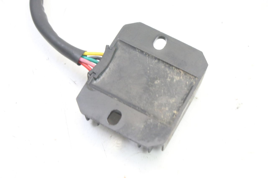 photo de REGULADOR DE CARGA SMALL MX THUNDER 250 - Outro ângulo de visão