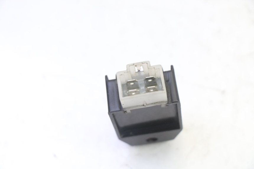 photo de REGULADOR DE CARGA PEUGEOT SPEEDAKE 50 (1995 - 1997) - Outro ângulo de visão
