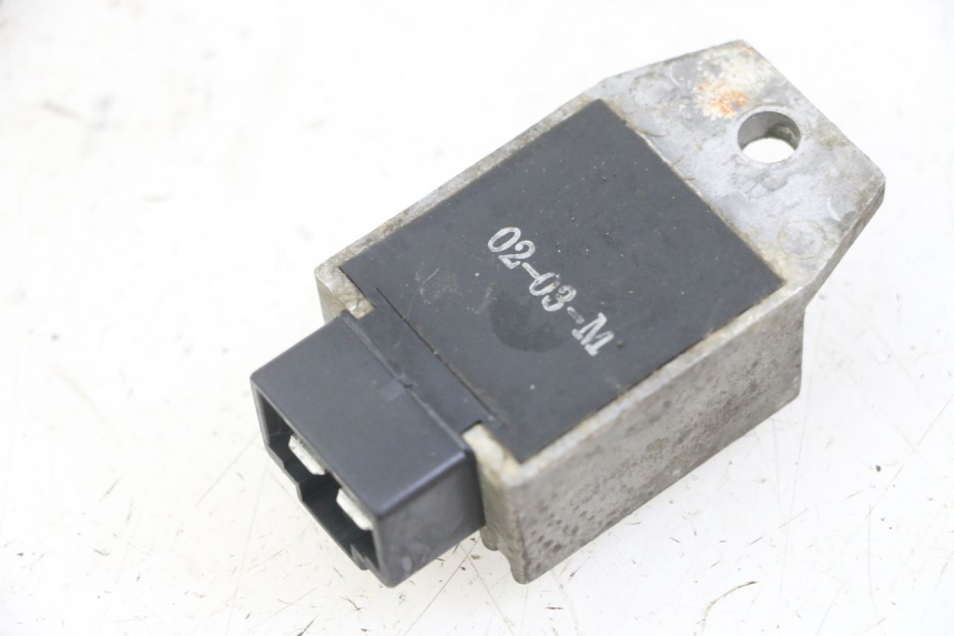 photo de REGULADOR DE CARGA PEUGEOT SPEEDFIGHT 2 LC 50 (2000 - 2009) - Zoom do estado de desgaste