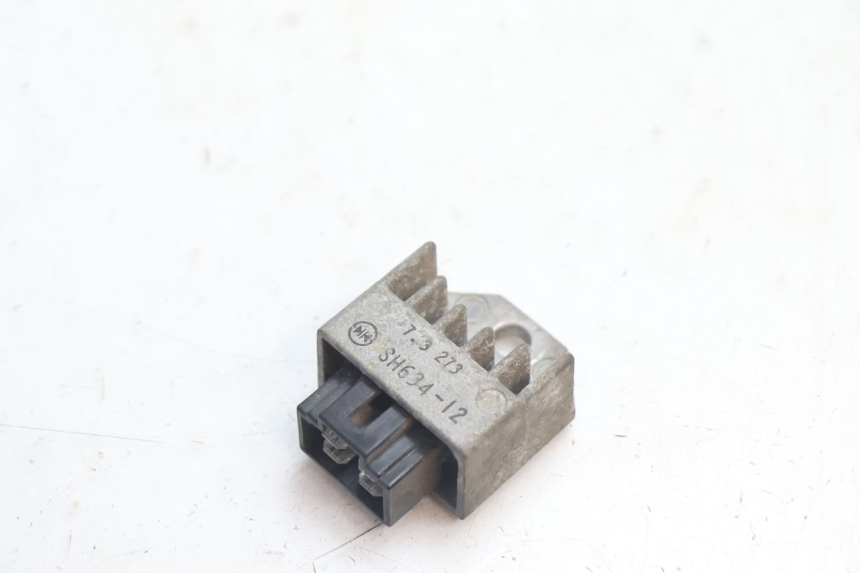 photo de REGULADOR DE CARGA PEUGEOT SPEEDFIGHT LC 50 (1996 - 2002) - Vista principal