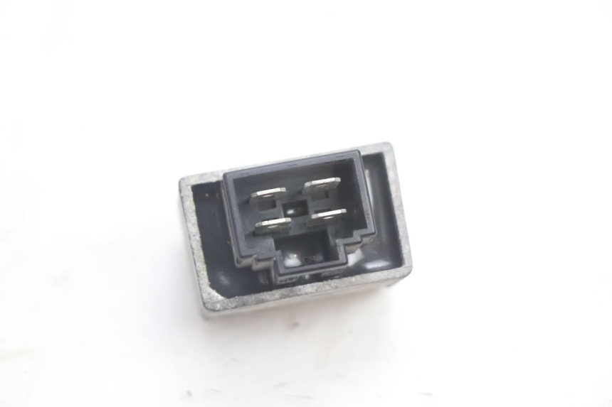 photo de REGULADOR DE CARGA PEUGEOT SPEEDFIGHT LC 50 (1996 - 2002) - Zoom do estado de desgaste