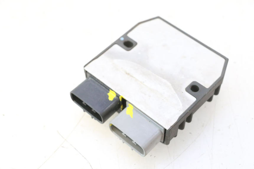 photo de REGULADOR DE CARGA CAN-AM SPYDER RS 1000 (2008 - 2012) - Detalhe da peça