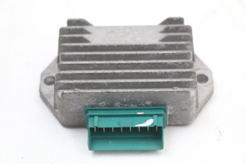 photo de REGULADOR DE CARGA APRILIA SR CARB LC 2T 50 (2004 - 2012) - Detalhe da peça