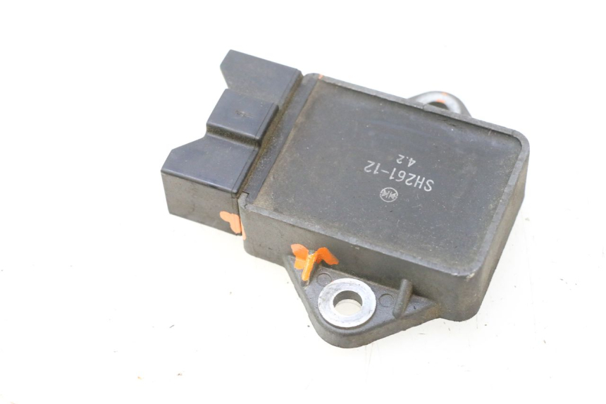 photo de REGULADOR DE CARGA HONDA ST PAN EUROPEAN 1100 (1990 - 2002) - Vista principal