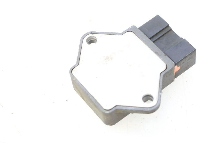 photo de REGULADOR DE CARGA HONDA ST PAN EUROPEAN 1100 (1990 - 2002) - Detalhe da peça