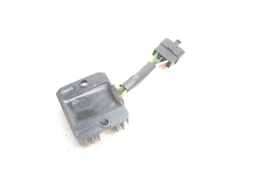 photo de REGULADOR DE CARGA KYMCO SUPER 8 2T 50 (2007 - 2013) - Outro ângulo de visão