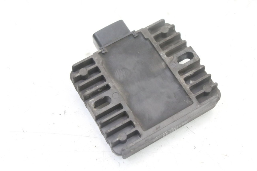 photo de REGULADOR DE CARGA SUZUKI BURGMAN 125 (2018 - 2021) - Outro ângulo de visão